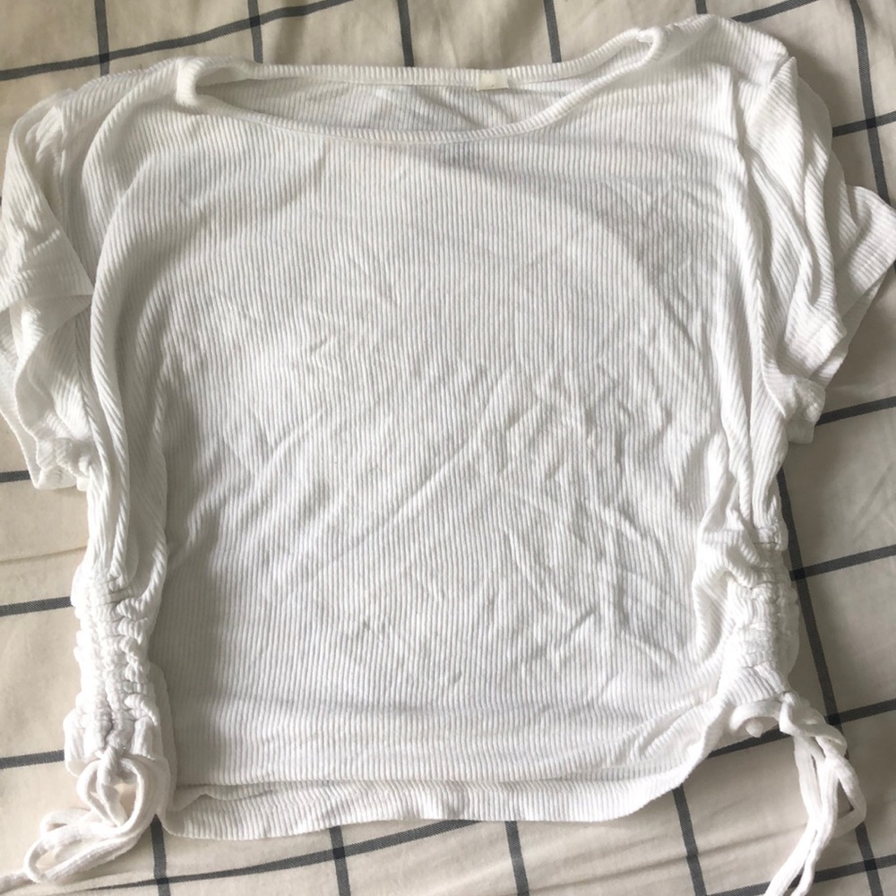 PacSun me to we medium cropped tee